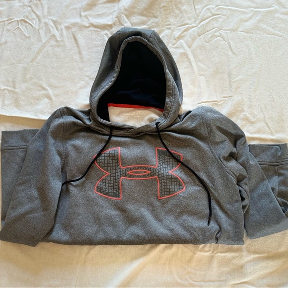 Men’s Under Armour sweatshirt - (used) - Picture 5 of 5